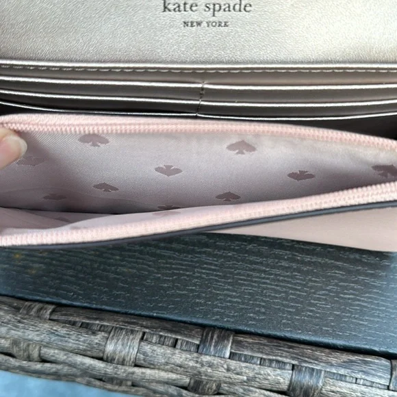 Kate Spade cross body bag - Picture 9 of 12